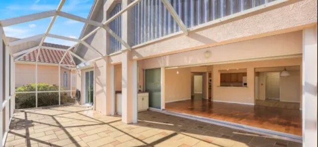 Building Photo - 384 Pindo Palm Dr