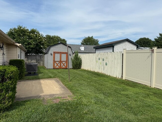 Building Photo - 3416 Alvin Dr