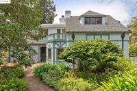 Building Photo - 1542 Hawthorne Terrace