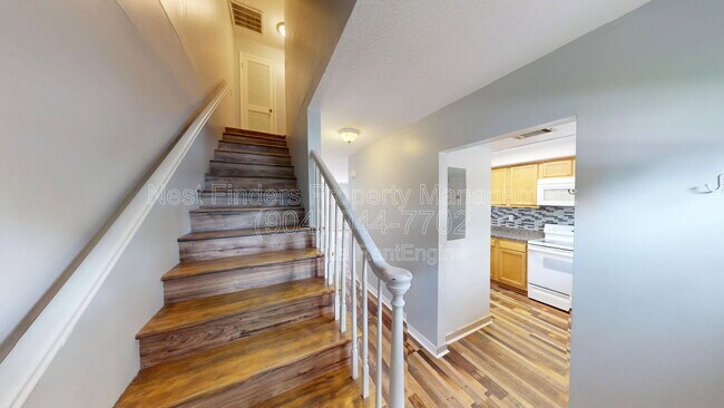 Building Photo - 11406 Bedford Oaks Dr