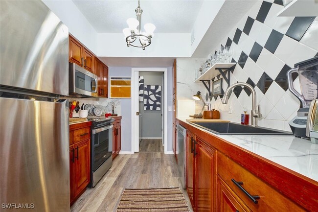 Primary Photo - 109 Tuscana Ct
