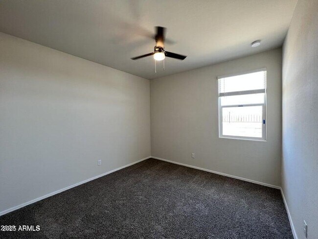 Building Photo - 1168 W Falls Canyon Dr
