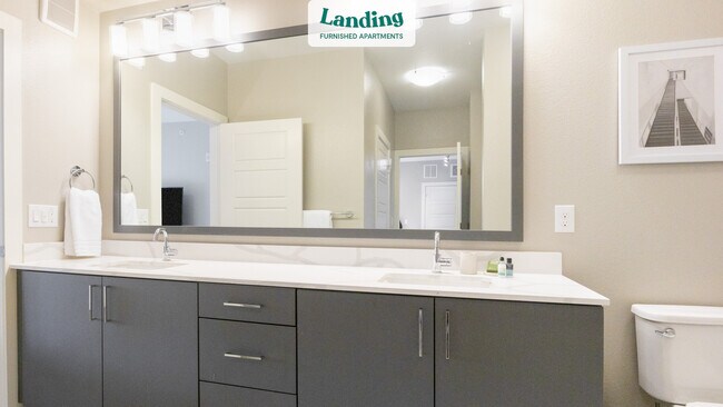 Building Photo - 15250 Quorum Dr