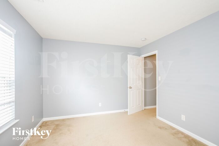 Building Photo - 17164 Tilbury Way