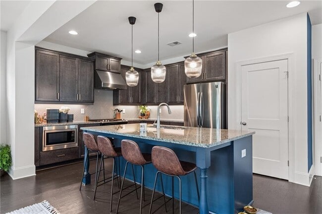 Building Photo - 1870 Lucy Compton Ln NW