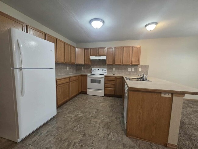 Building Photo - Affordable rental!!!