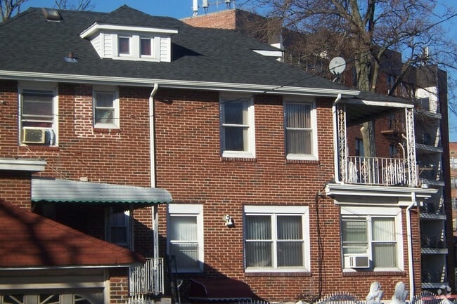 Primary Photo - 407 Beach 20Th St
