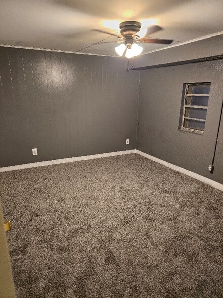 Building Photo - 1505 W Chestnut St