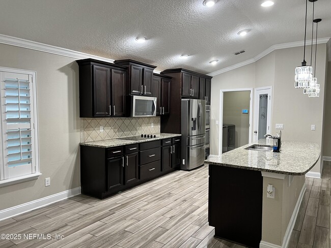 Building Photo - 11169 Parkside Preserve Way