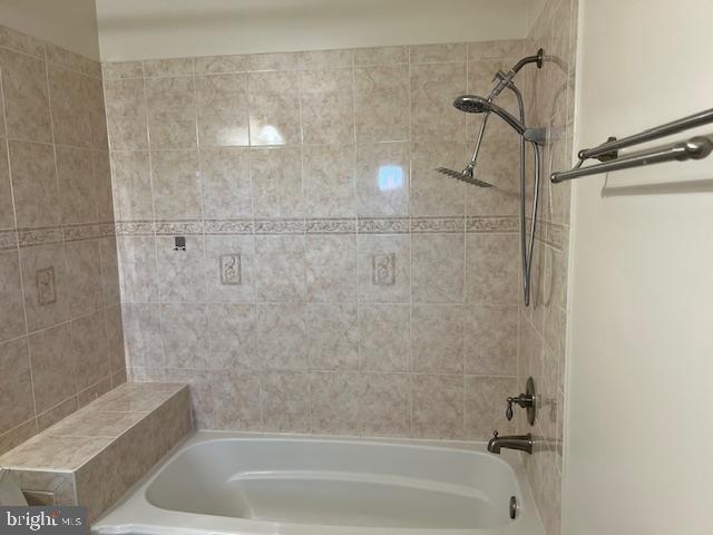 Building Photo - 13403 Poplar Woods Ct