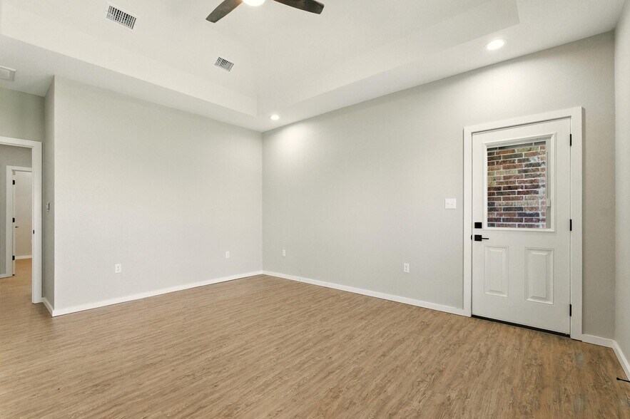Building Photo - 7433 FM 603