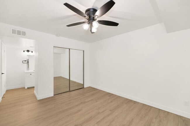 Building Photo - SPECTACULAR 1 BEDROOM 1 BATHROOM LOWER LEVEL FOR LEASE