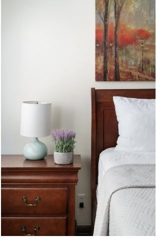 Building Photo - 6230 Lindenhurst Ave