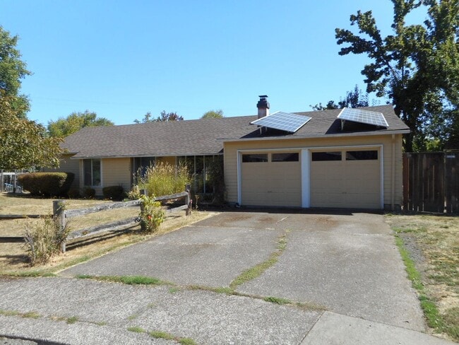 Building Photo - Beautiful single story ranch style home on cul-de-sac!