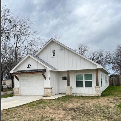 Primary Photo - 836 Gibbard Ave