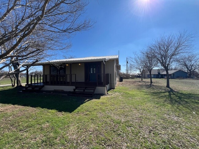 Building Photo - Homes for Rent in Rhome TX
