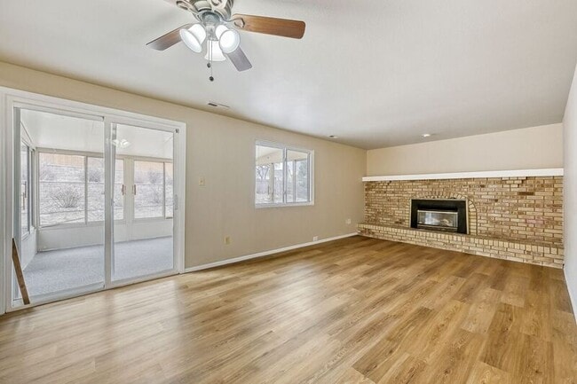 Building Photo - 5355 N Carefree Cir