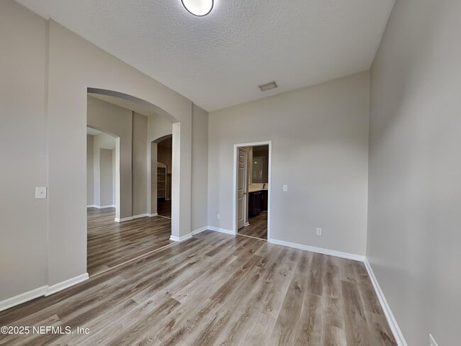 Building Photo - 1668 Hidden Forest Ln