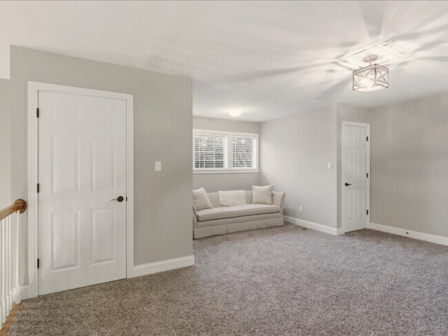 Building Photo - 10959 Woodford Bend Way