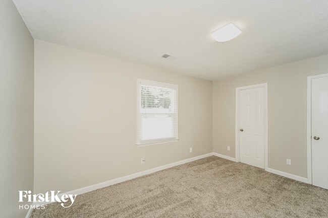 Building Photo - 8507 Beechbrooke Rd