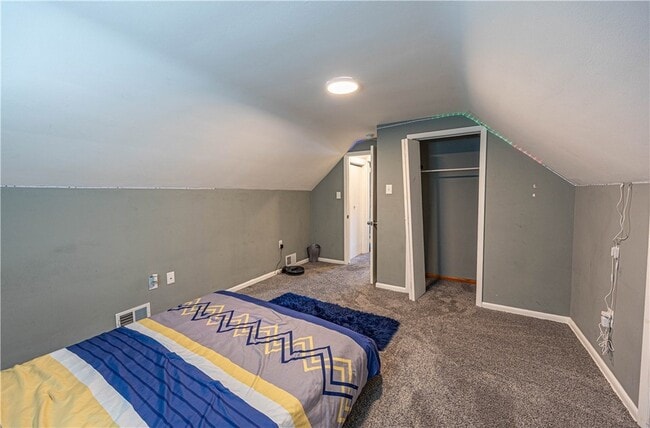 Building Photo - 414 Hochberg Rd