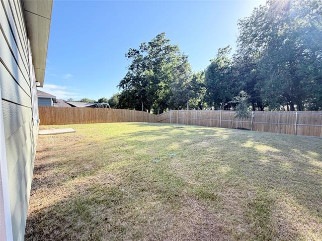 Building Photo - 1717 Round House Ln