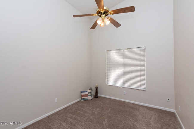 Building Photo - 6321 W Linda Ln