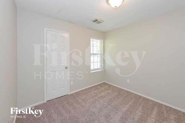 Building Photo - 17111 Cutter Way