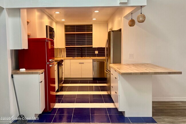 Primary Photo - 1036 Mary Joye Ave