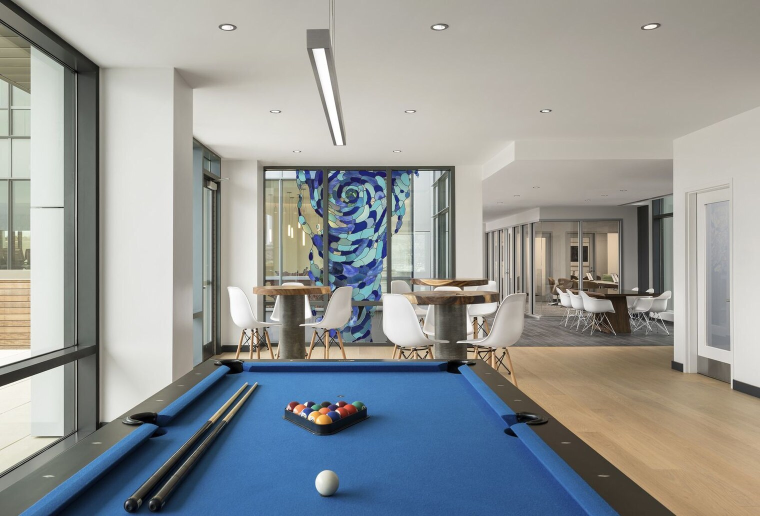 Building Photo - 10 New St