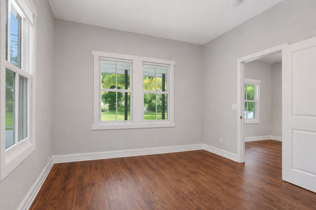 Building Photo - 1213 E 12th Ave