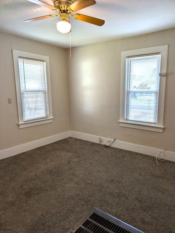 Building Photo - 553 Penora St