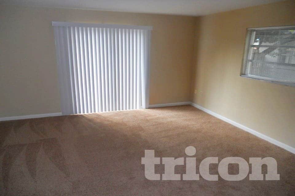 Building Photo - 2713 Greenfield Ave