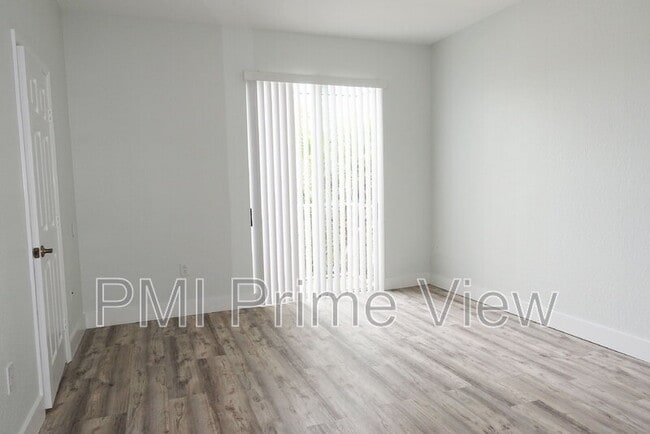 Building Photo - 9174 SW 152nd Path
