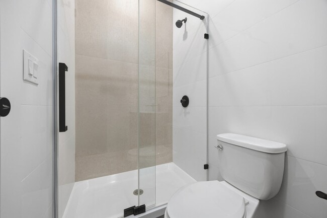 Building Photo - 379 Hawthorne St