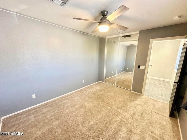 Building Photo - 11569 W Cinnabar Ave