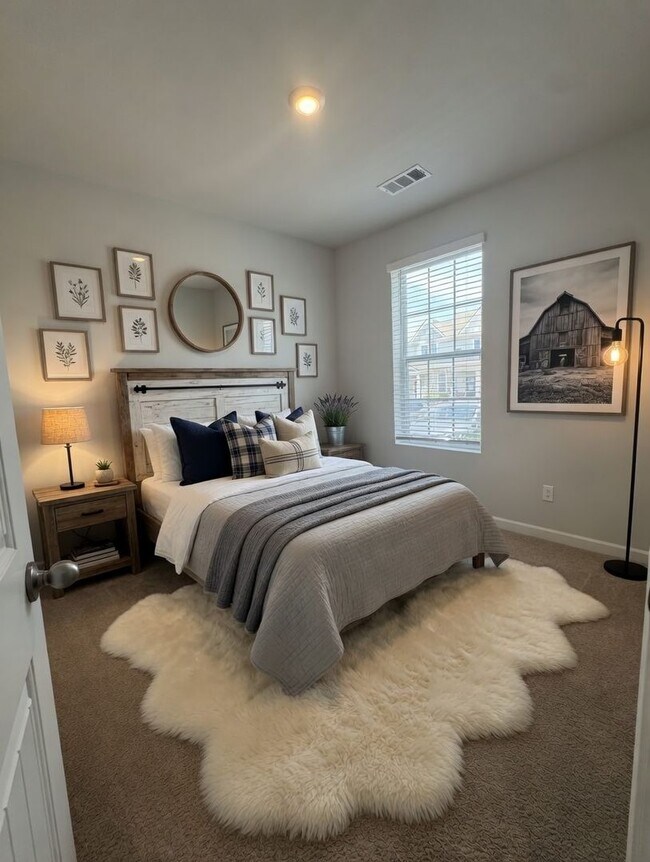 Building Photo - 1406 Walker Wy