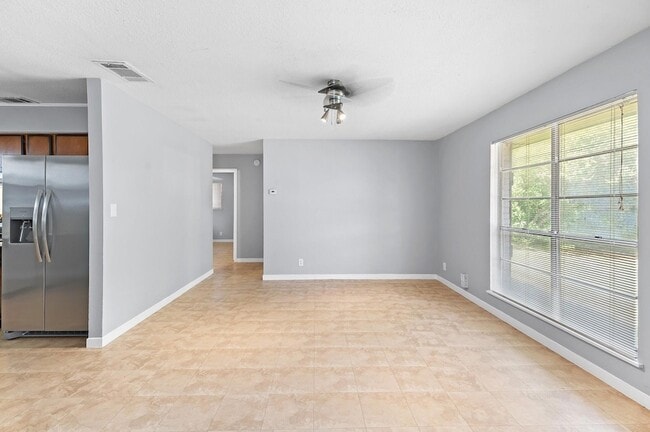 Building Photo - 2712 St Edwards Cir