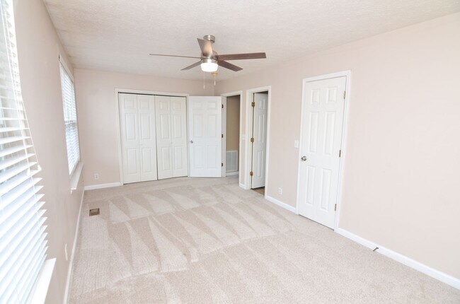 Building Photo - 2962 Baby Ruth Ln