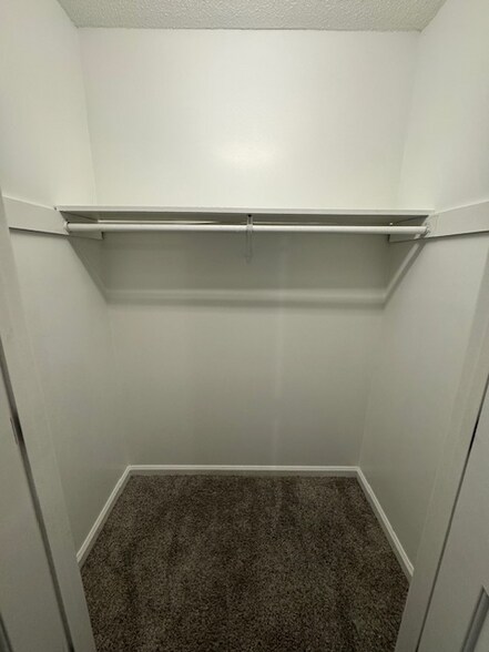 Building Photo - 108 Penny Ln