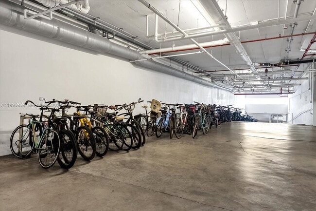 Building Photo - 1200 West Ave