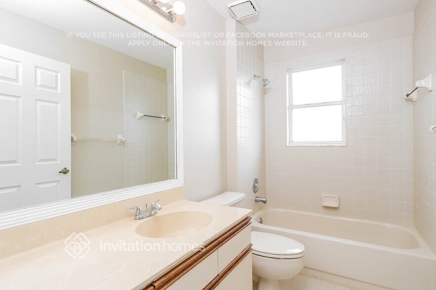 Building Photo - 2015 Portland Ave