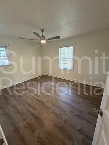 Building Photo - 503 Berkeley Dr