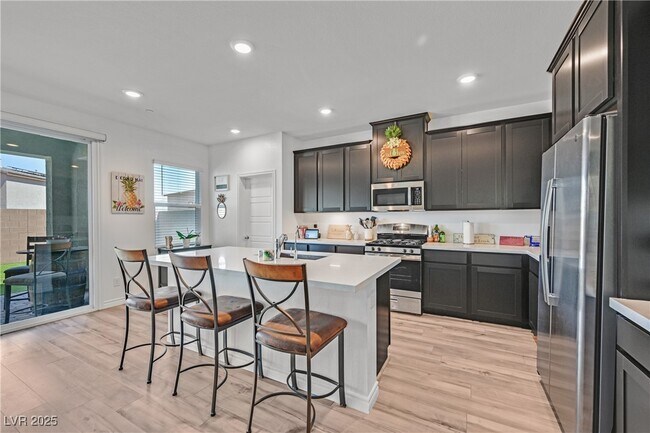 Building Photo - 282 Mount Steel Ave