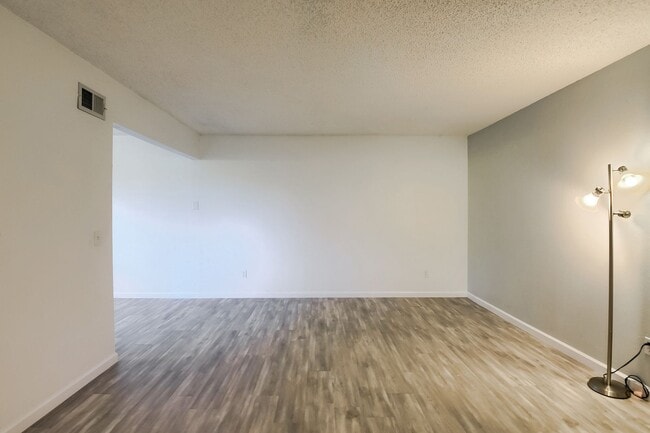 Building Photo - 5691 W 35th Ave