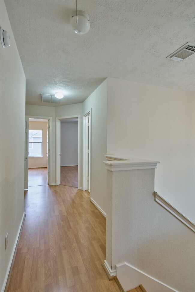 Building Photo - 298 Sentry Maple Pl