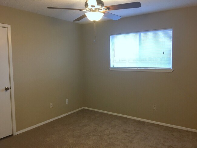 Building Photo - 17114 Marlin Spike Way