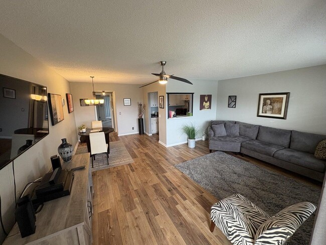 Primary Photo - 34 Preston Way
