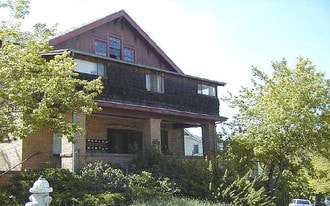 Building Photo - 1501 Broadway St