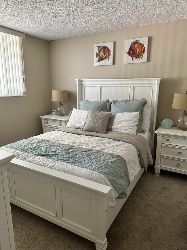 Guest Bedroom - 4381 Trevi Ct